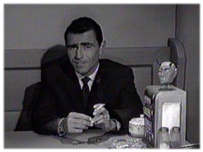 Rod Serling, le narrateur